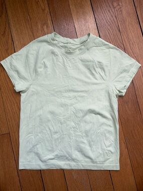 Vuori Light Green/Yellow Performance Top